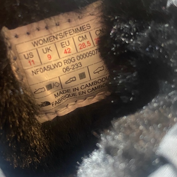 NEW! The North Face Womens ThermoBall Lace Up Waterproof Boots Black Size 11 - Picture 9 of 9